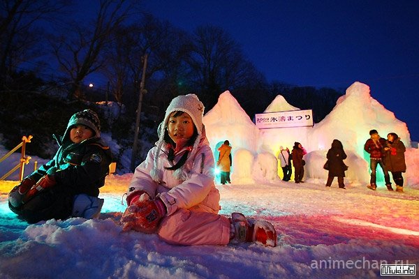 Снежные фестивали на японском острове Хоккайдо