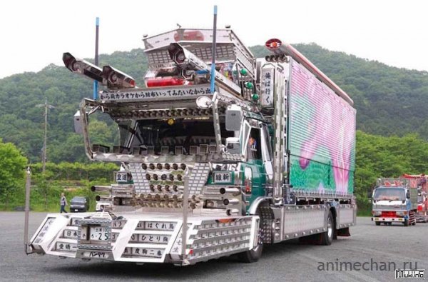 Японские грузовики Dekotora (Decotora)