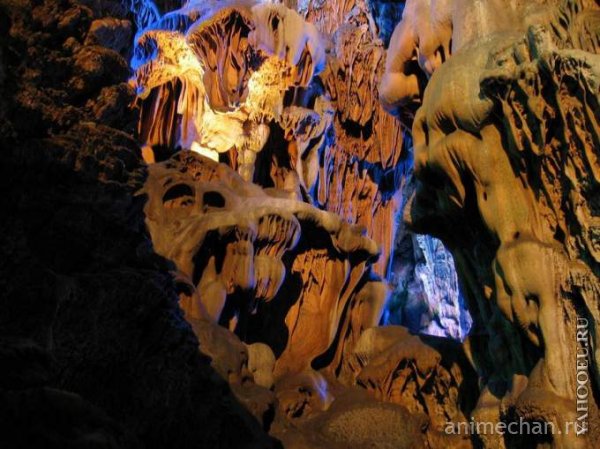 Пещера тростниковых флейт