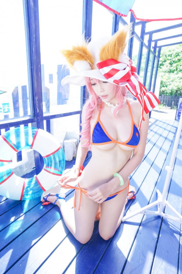 Tamamo no Mae Bikini Cosplay by Ely