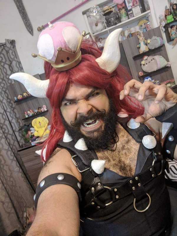 Bowsette Cosplay by Christopher